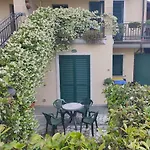Tana Per Gli Ospiti Διαμέρισμα *