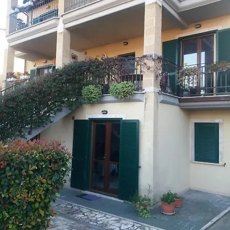 Tana Per Gli Ospiti *