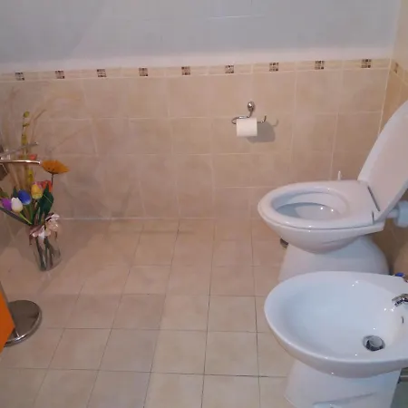 Tana Per Gli Ospiti Apartment Terni