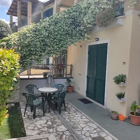 Appartamento Tana Per Gli Ospiti Terni