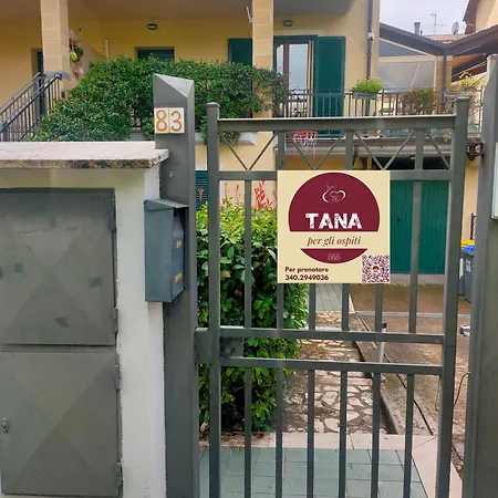Tana Per Gli Ospiti