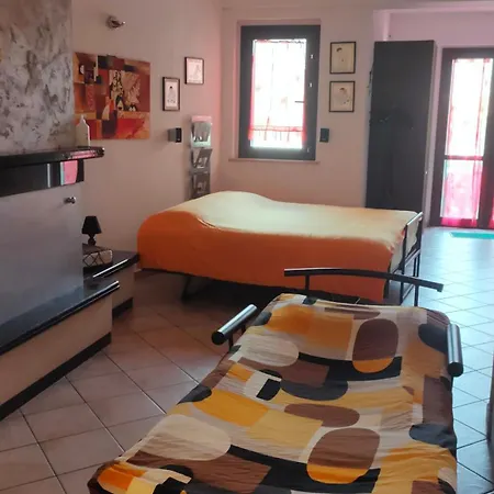 Apartamento Tana Per Gli Ospiti