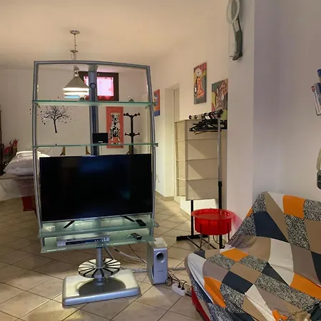 Tana Per Gli Ospiti *